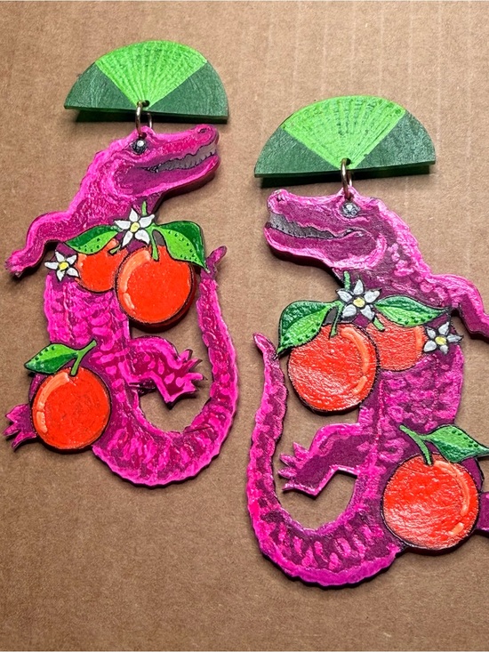 TreesWalk Designs Jewelry - Go Gator Pink Gator Alligator Reptile Earrings with Florida Orange Fruit Accents
